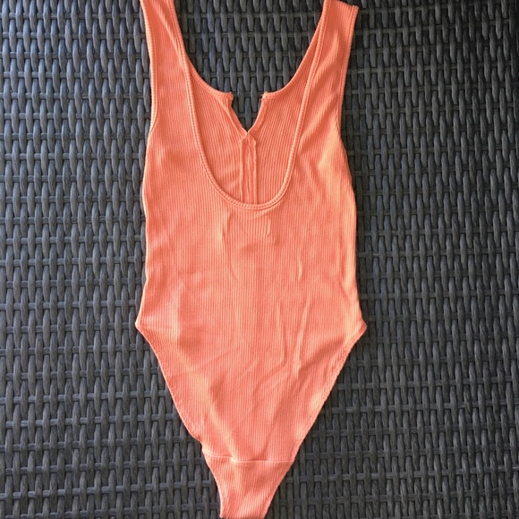UO Ribbed Bodysuit - Picture 2 of 4